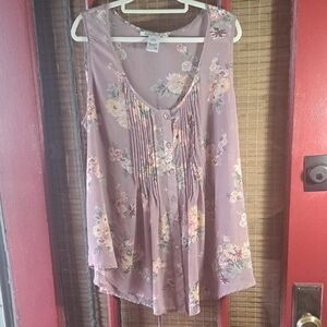 American Rag Lilic Pleated Sleeveless Blouse